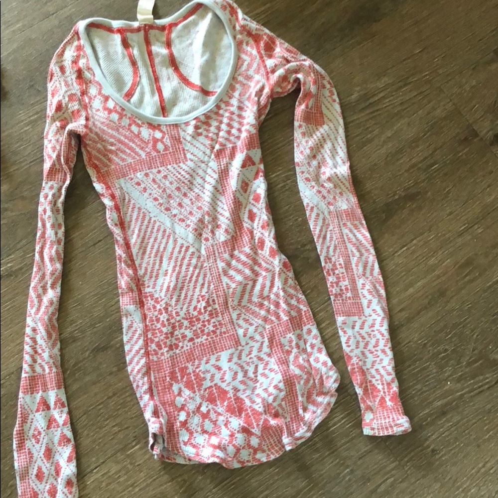 Free people thermal patterned